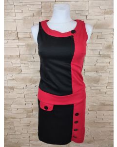Sukienka czarno-czerwona z guzikami