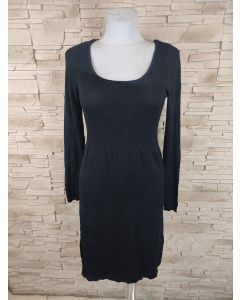 Sukienka swetrowa w kolorze czarnym nr 2843